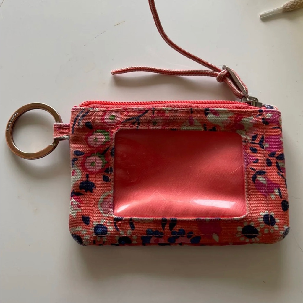 Vera Bradley Letting And Card Holder